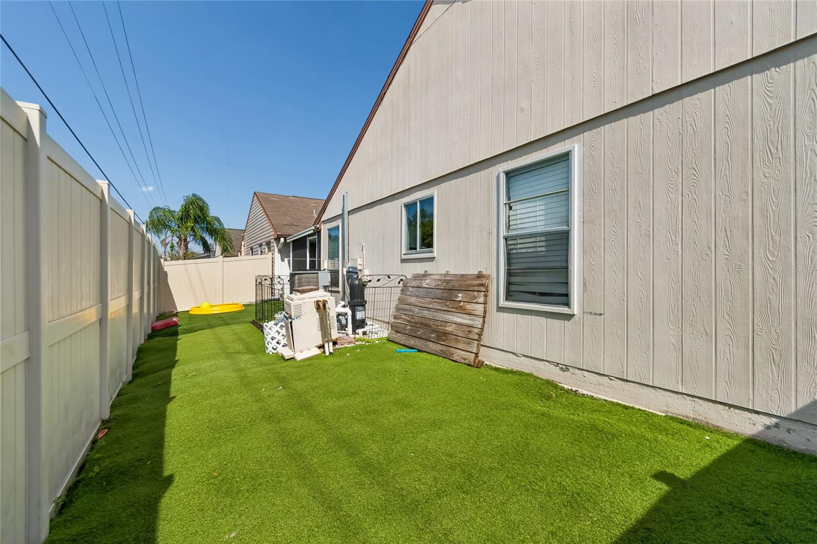 Image 44 of 51 For 7123 Silvermill Drive