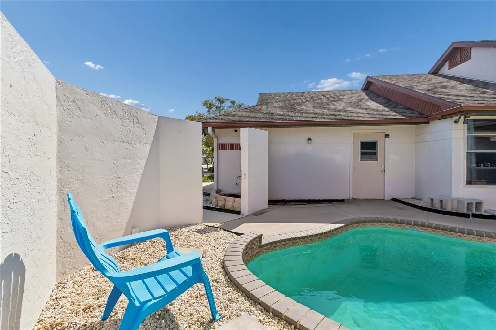 Image 6 of 51 For 7123 Silvermill Drive