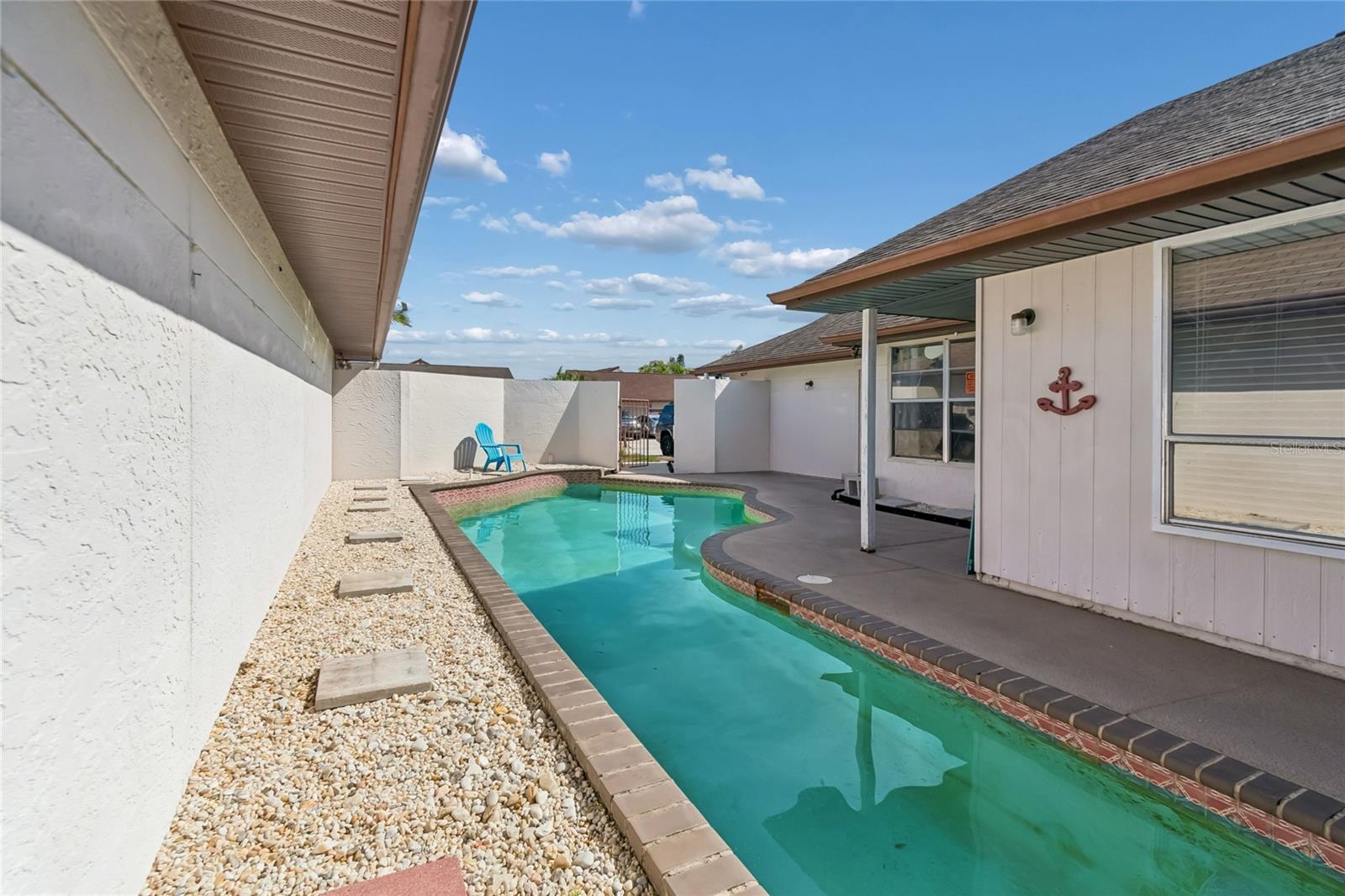 Image 7 of 51 For 7123 Silvermill Drive