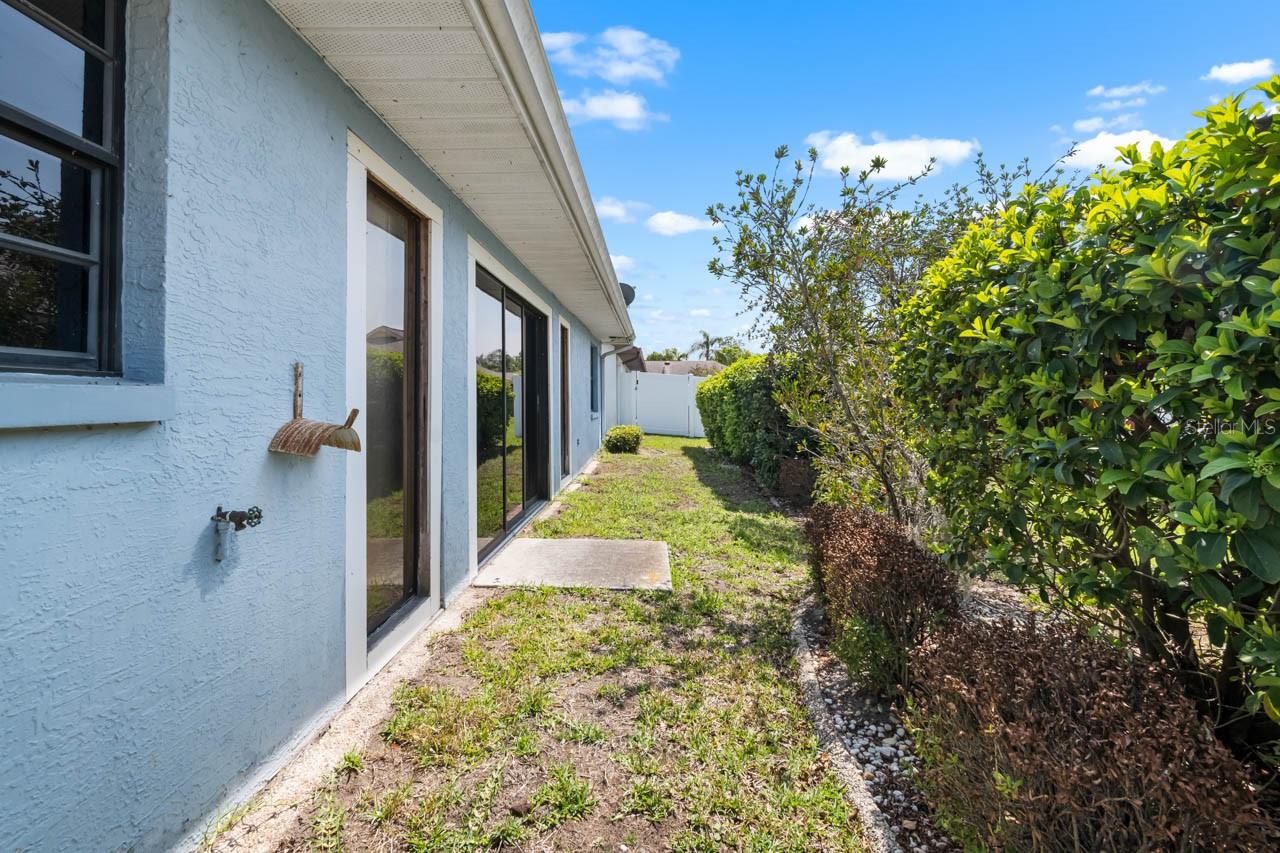 Image 20 of 31 For 1802 Breth Court