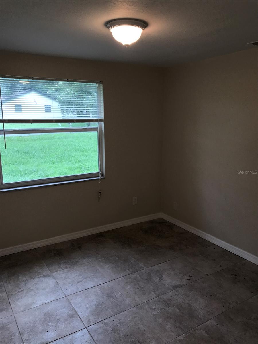 Image 13 of 24 For 906 Homewood Drive