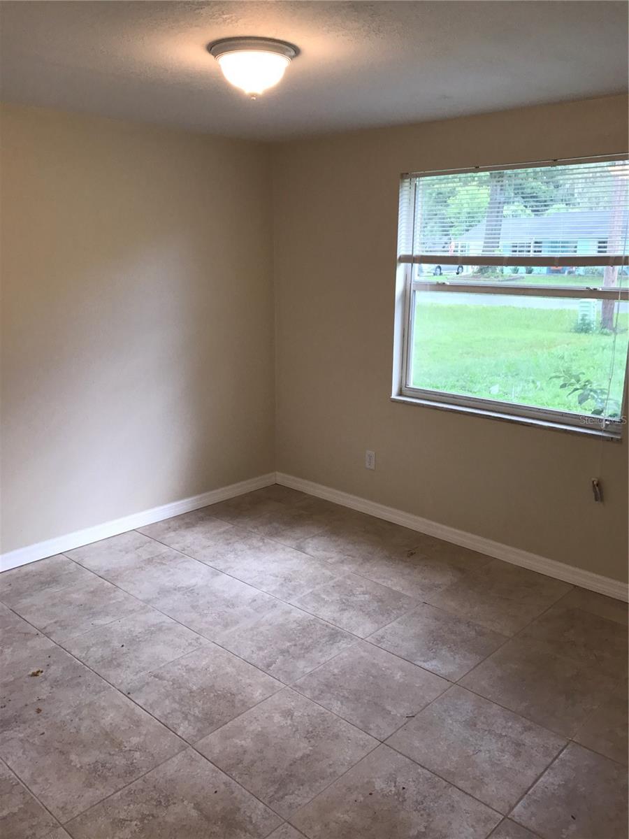 Image 14 of 24 For 906 Homewood Drive