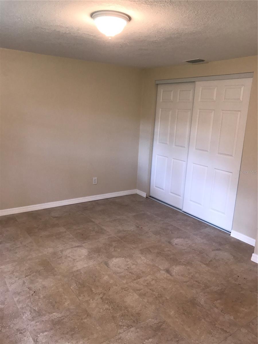 Image 17 of 24 For 906 Homewood Drive