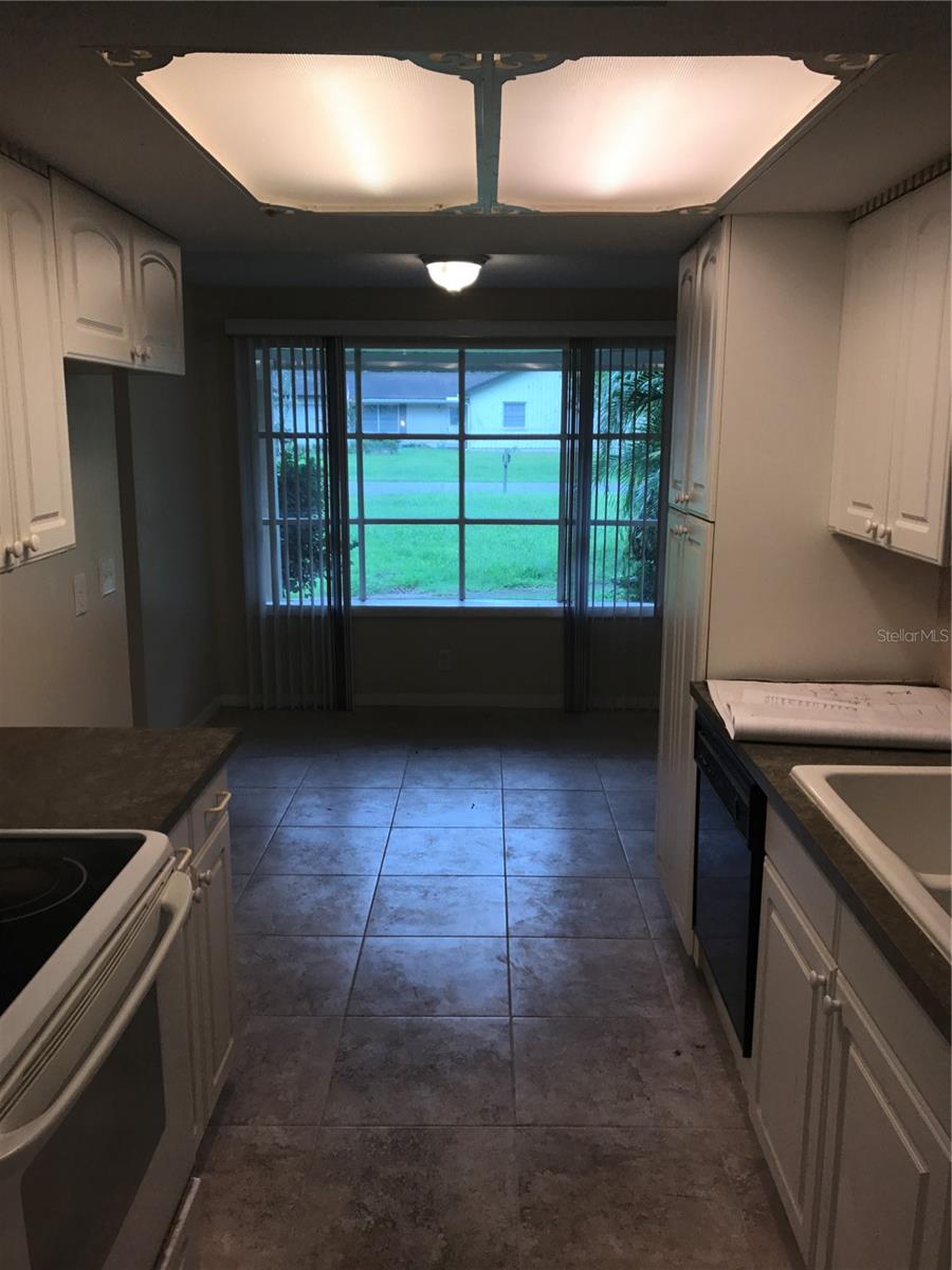 Image 3 of 24 For 906 Homewood Drive