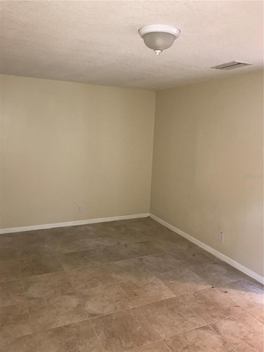 Image 9 of 24 For 906 Homewood Drive