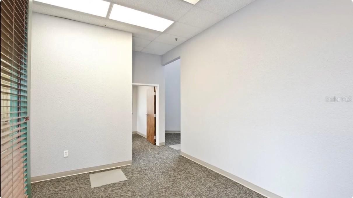 Image 9 of 26 For 6881 Kingspointe Parkway 1&2