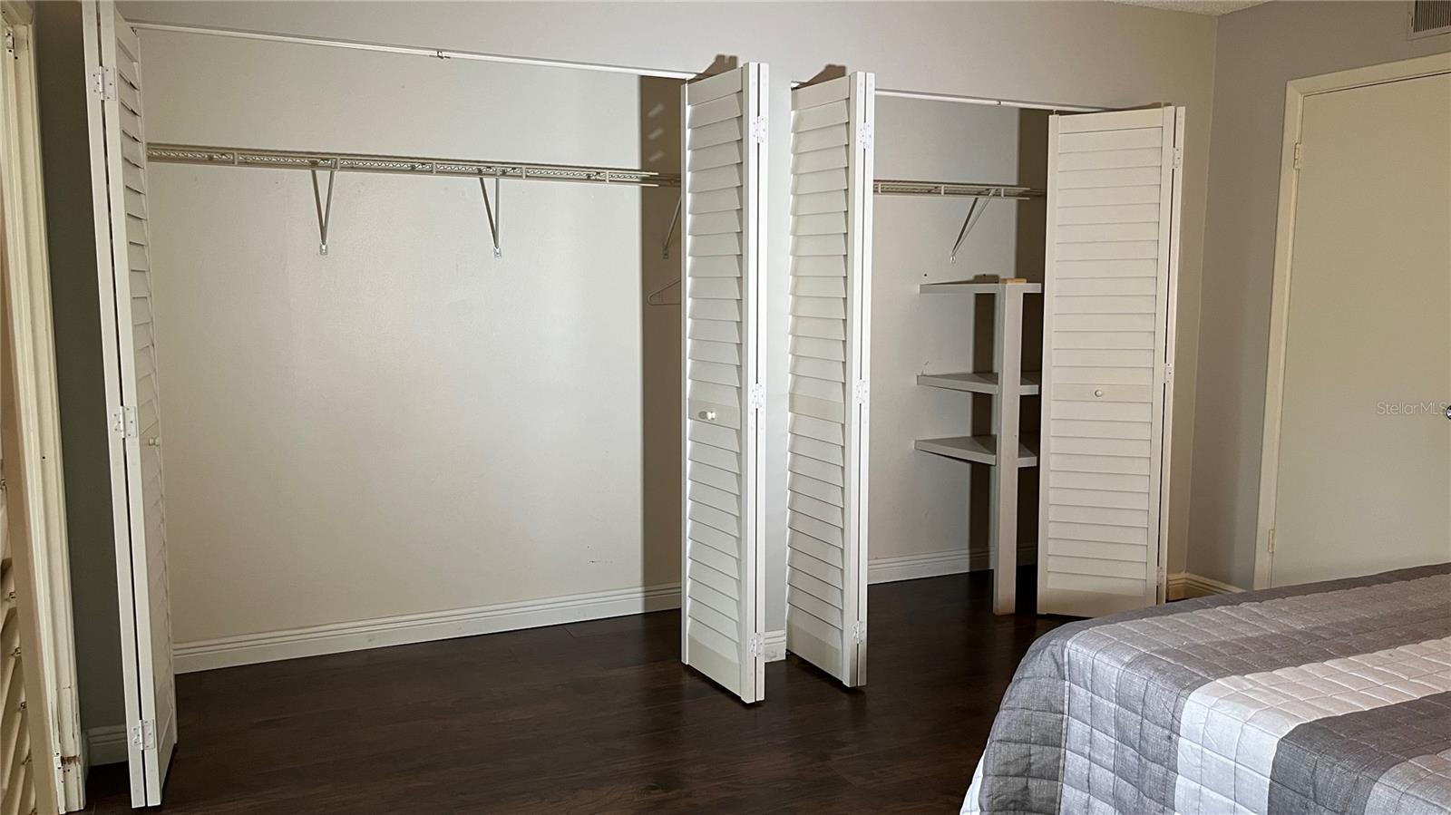 Image 24 of 43 For 870 Virginia Street 111