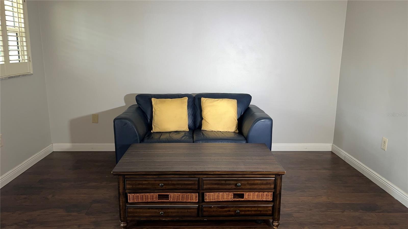 Image 29 of 43 For 870 Virginia Street 111