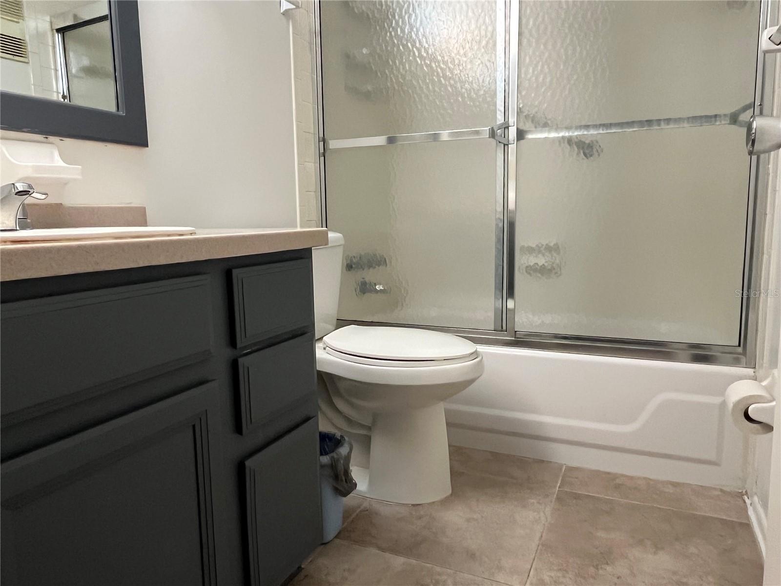 Image 4 of 43 For 870 Virginia Street 111