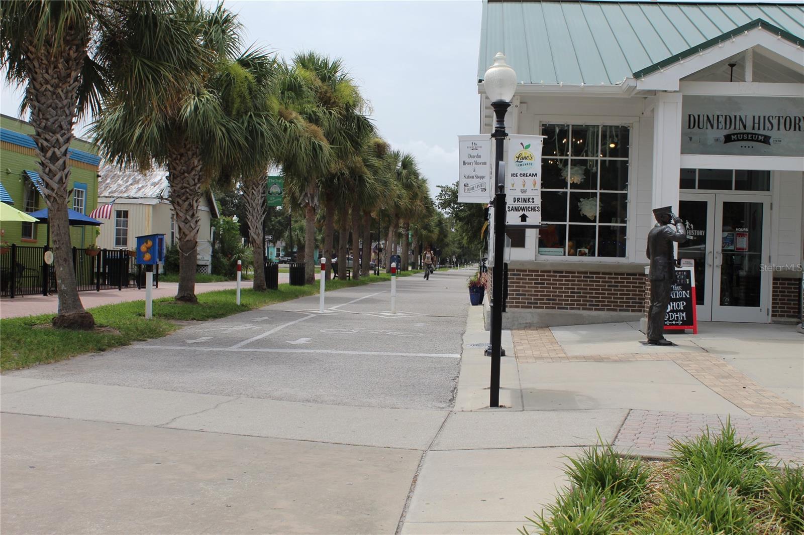 Image 40 of 43 For 870 Virginia Street 111