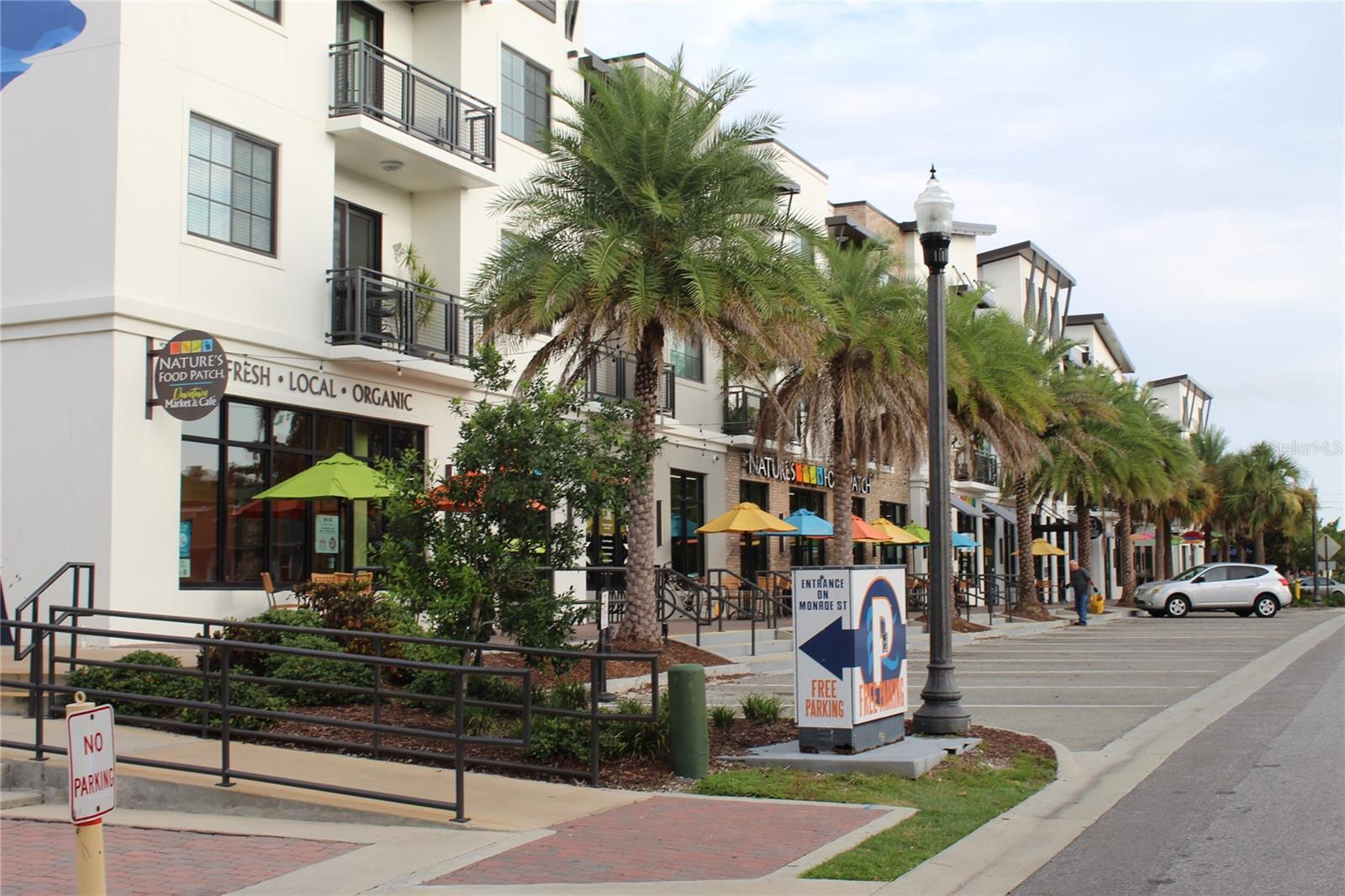 Image 42 of 43 For 870 Virginia Street 111