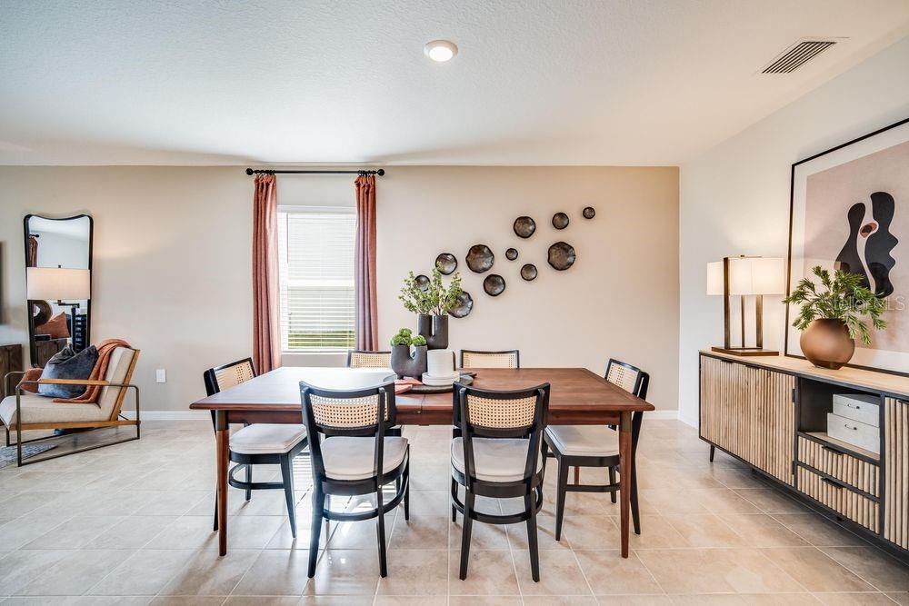 Listing photo id 8 for 13643 Tropical Breeze Way