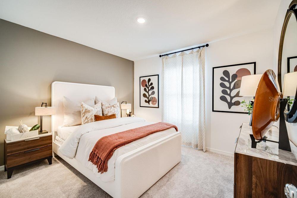 Listing photo id 15 for 13643 Tropical Breeze Way