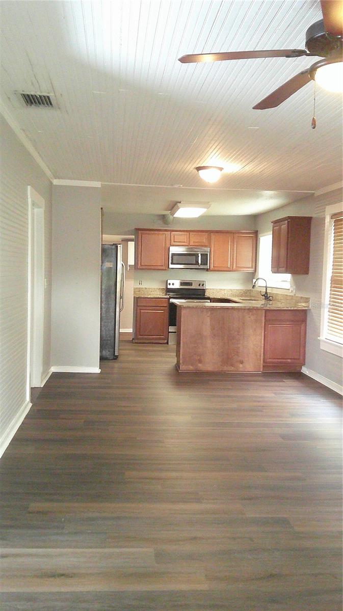 Image 12 of 23 For 4609 Gallagher Road