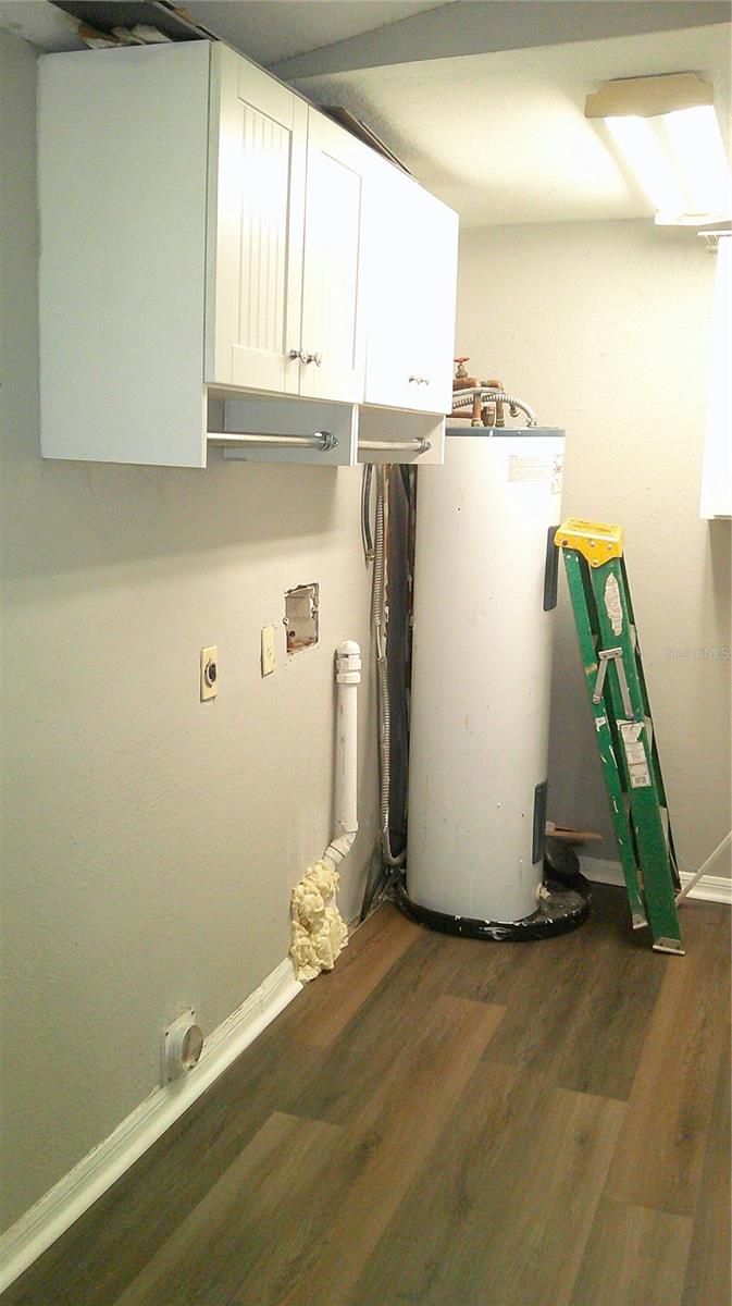 Image 13 of 23 For 4609 Gallagher Road