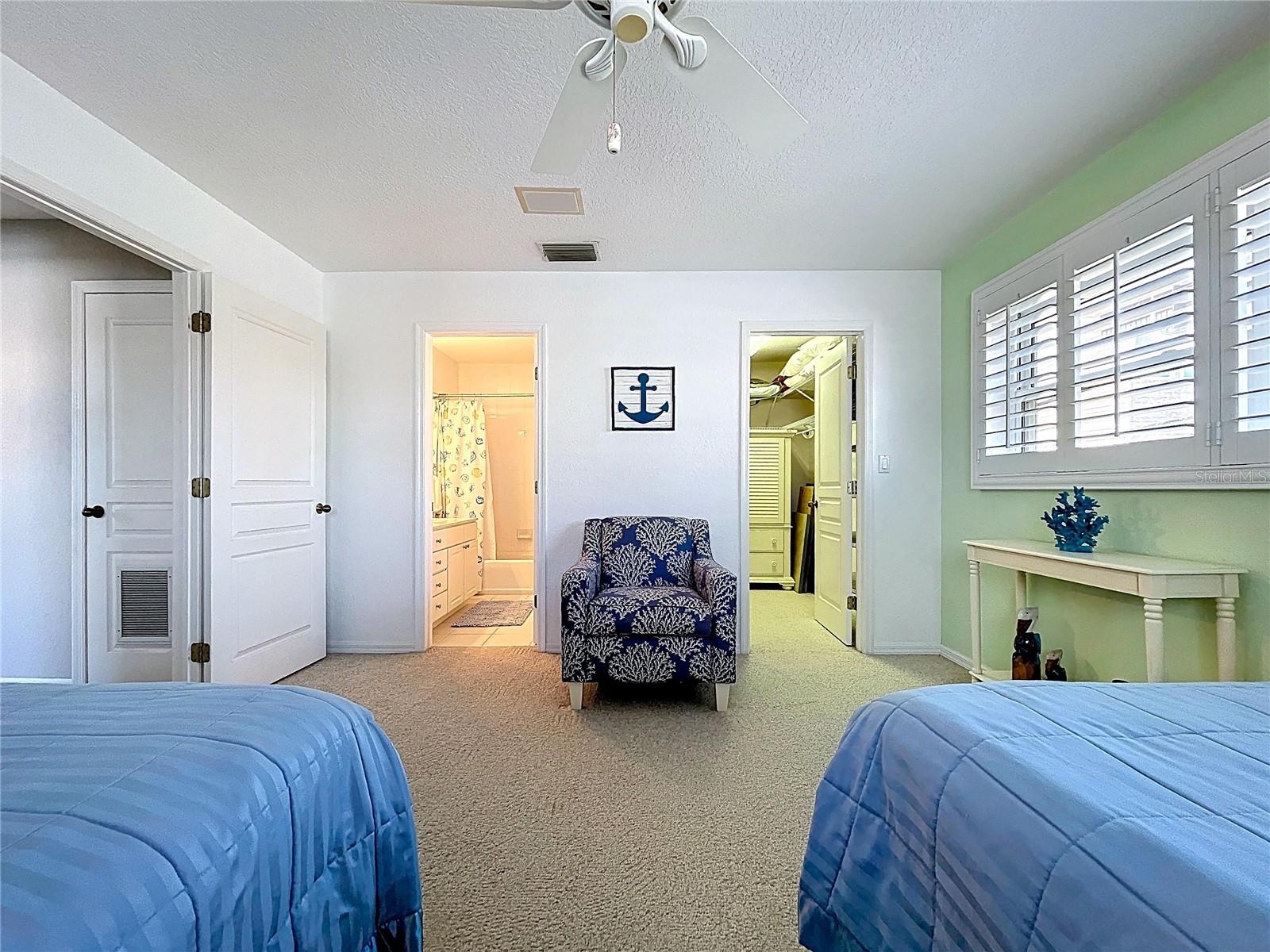 Image 23 of 64 For 7711 Bayshore Drive