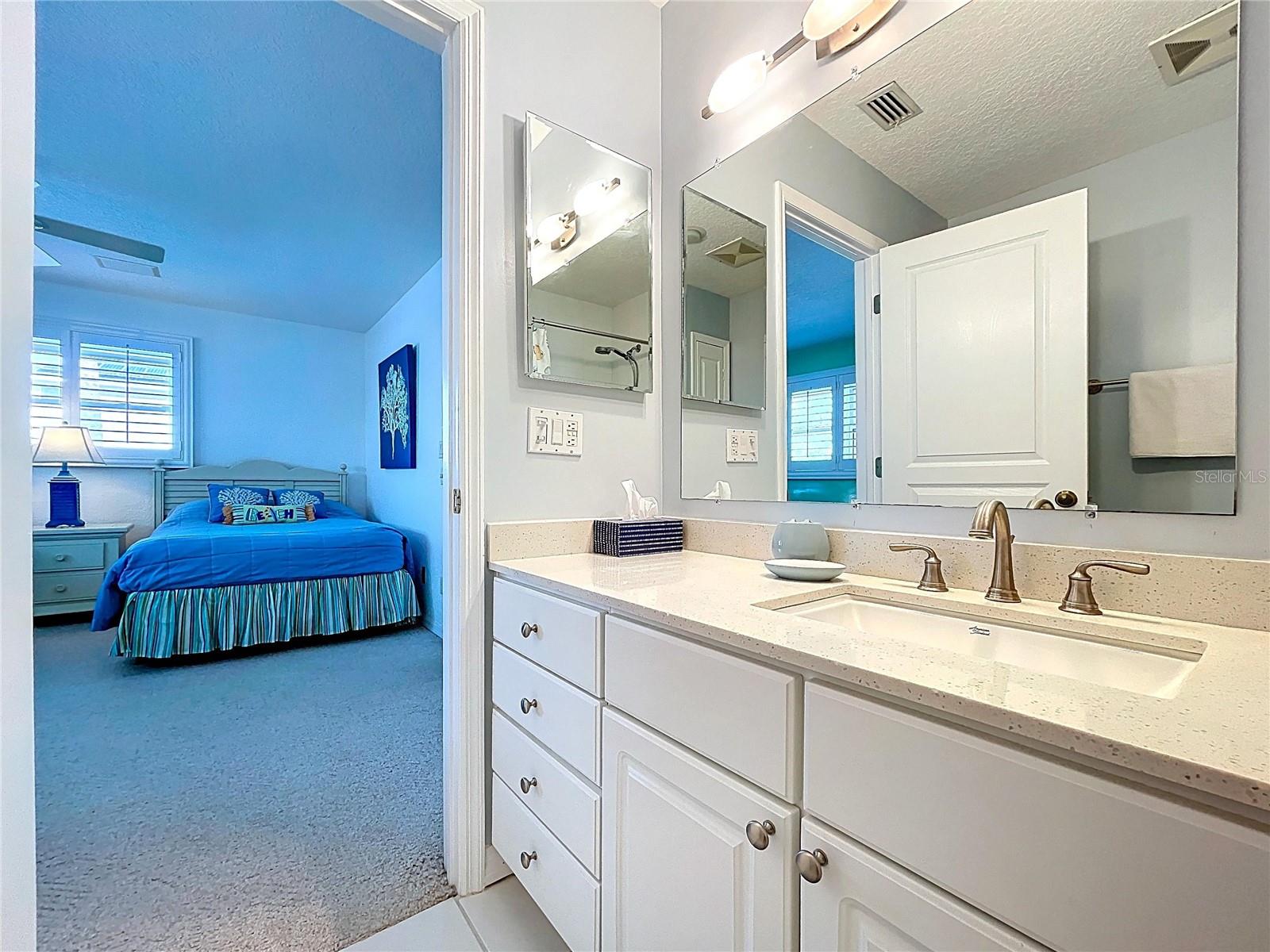 Image 26 of 64 For 7711 Bayshore Drive