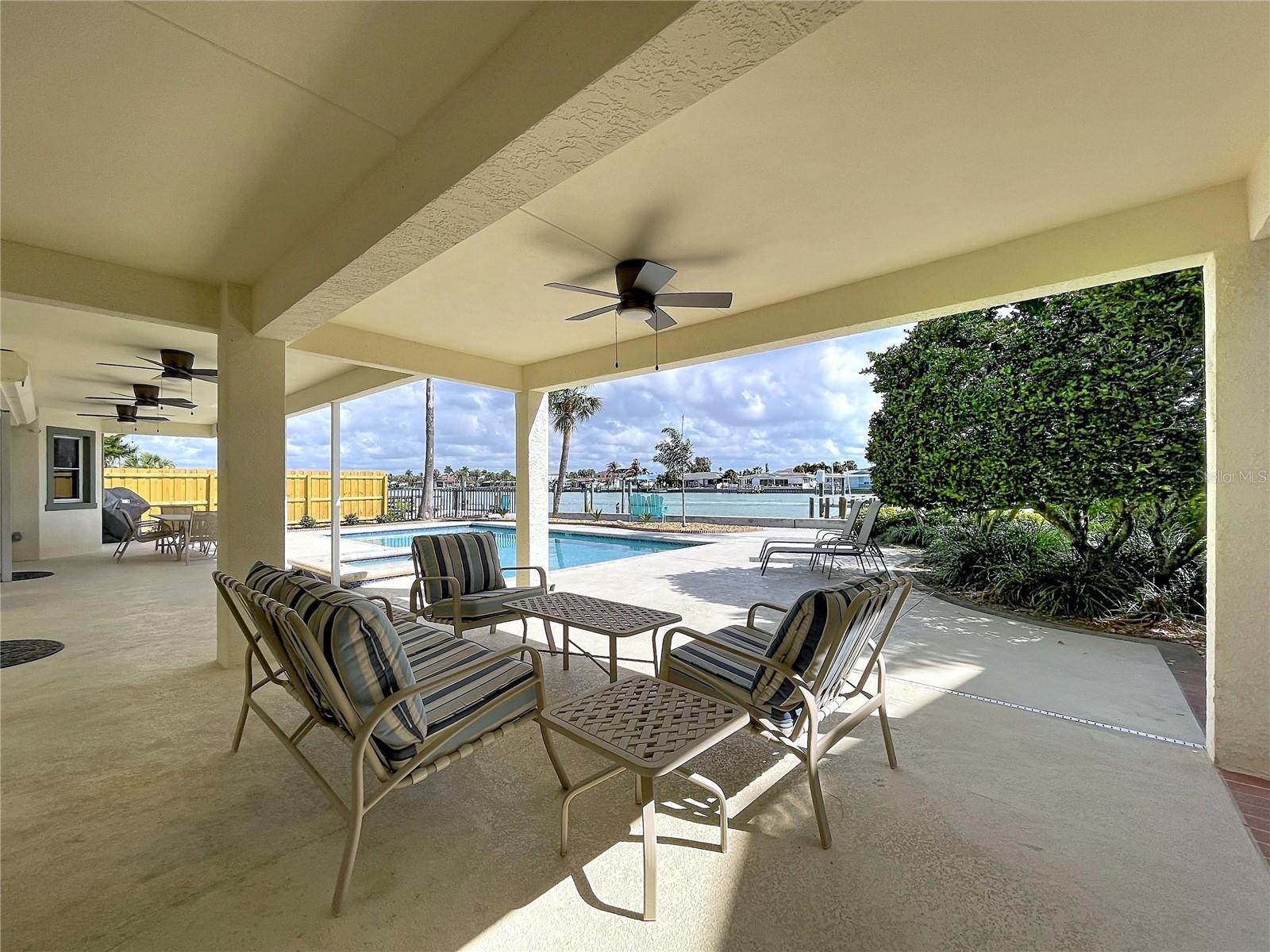 Image 37 of 64 For 7711 Bayshore Drive