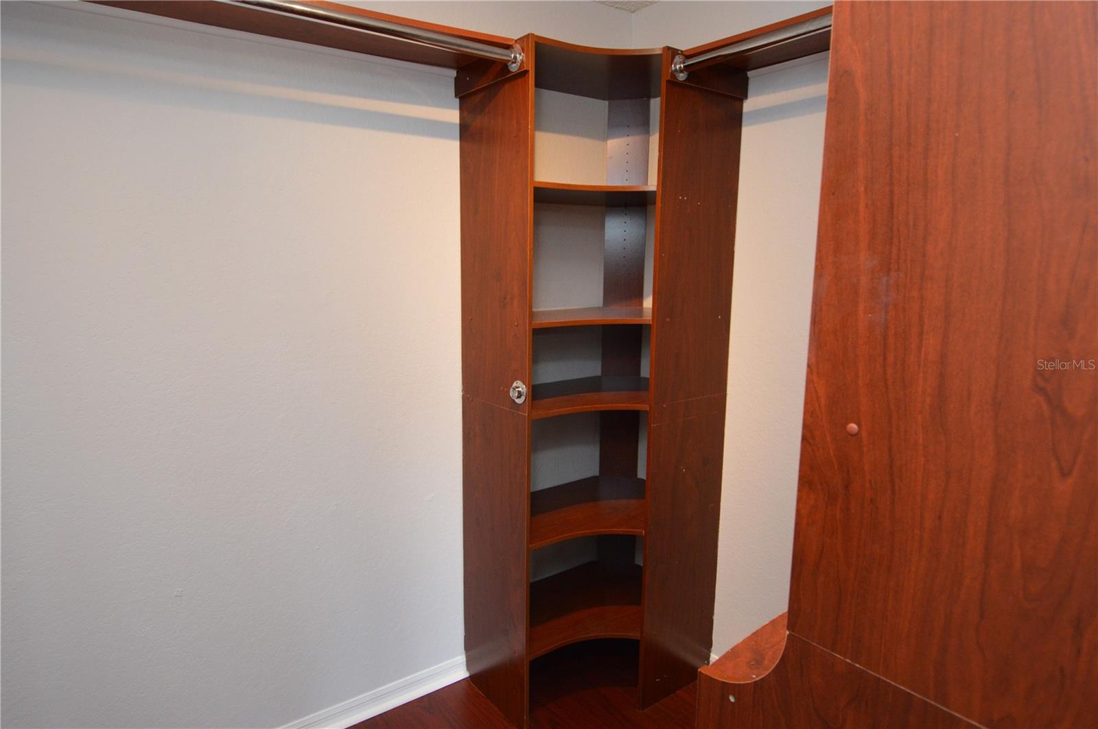 Image 33 of 89 For 10265 Gandy Boulevard N 907