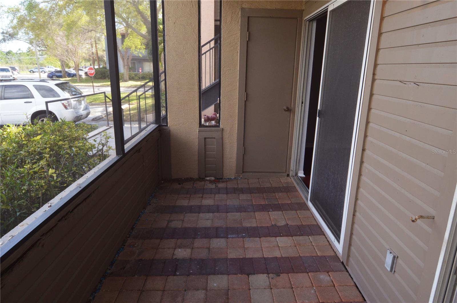 Image 37 of 89 For 10265 Gandy Boulevard N 907