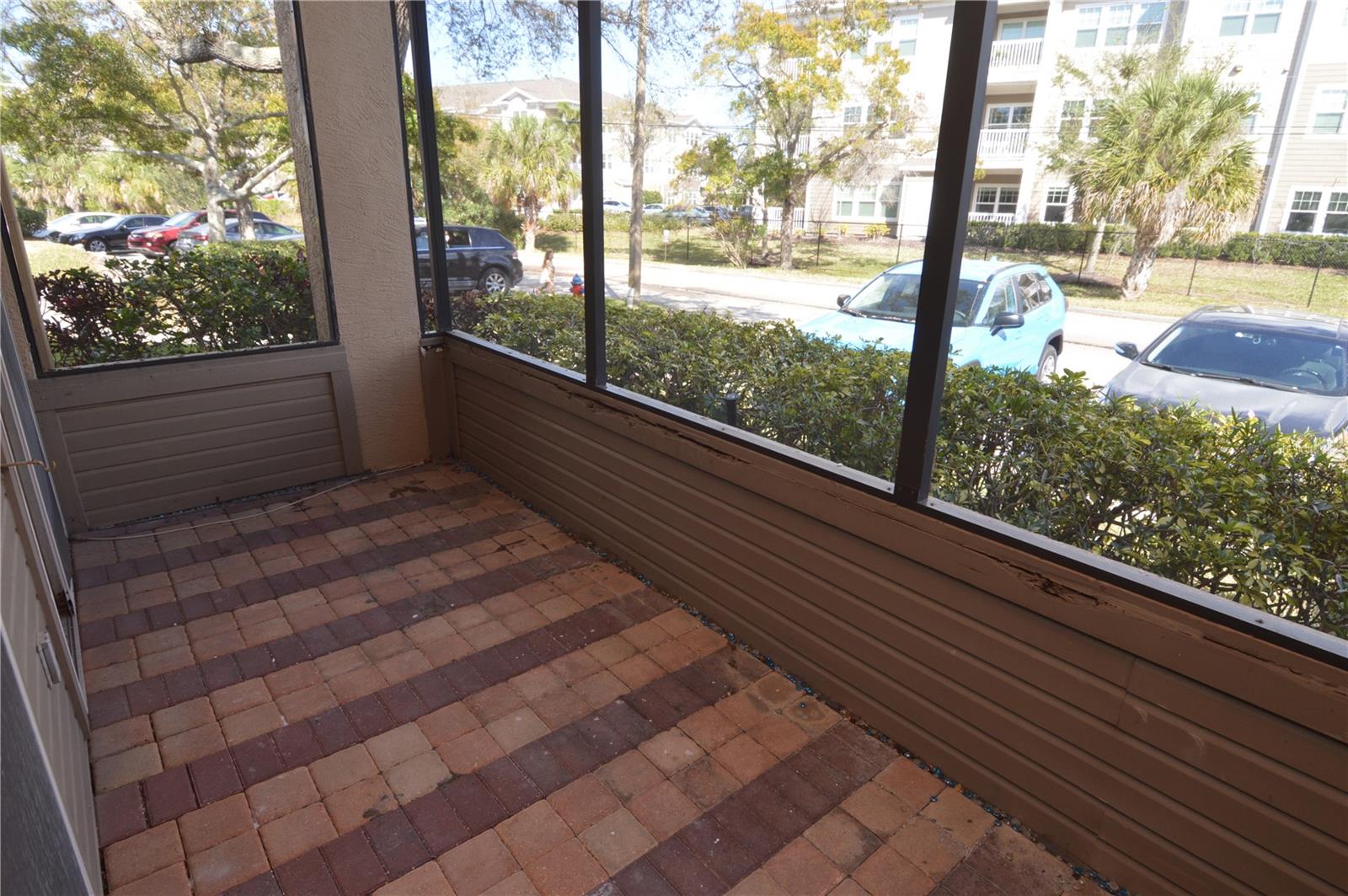 Image 40 of 89 For 10265 Gandy Boulevard N 907