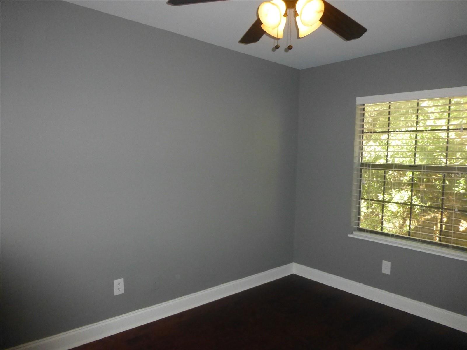 Image 10 of 13 For 3203 Tacon Street B