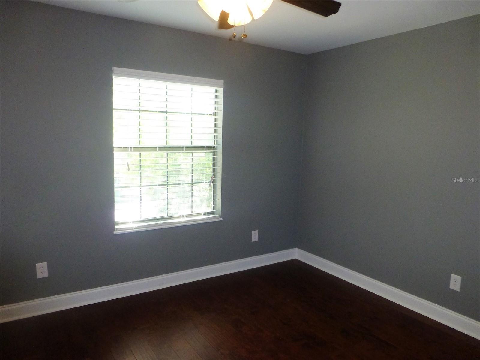 Image 11 of 13 For 3203 Tacon Street B