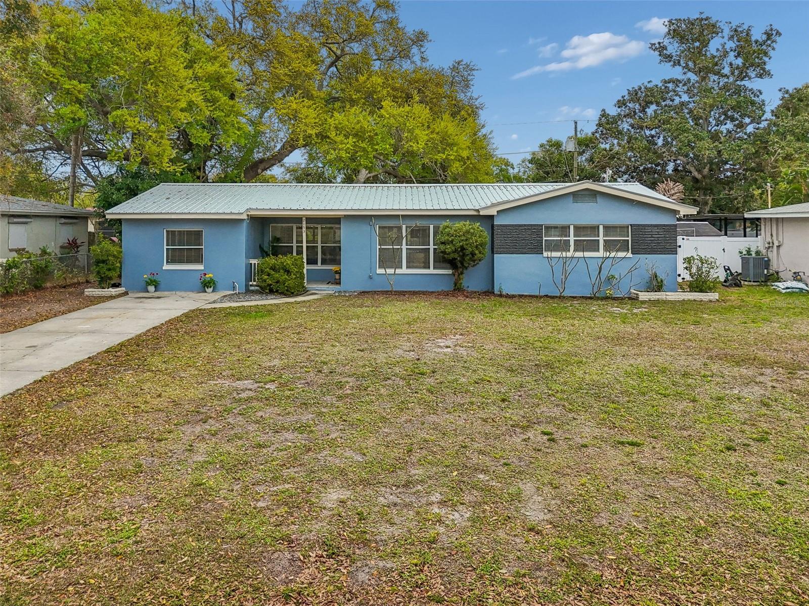 Image 3 of 82 For 2153 75th Way N