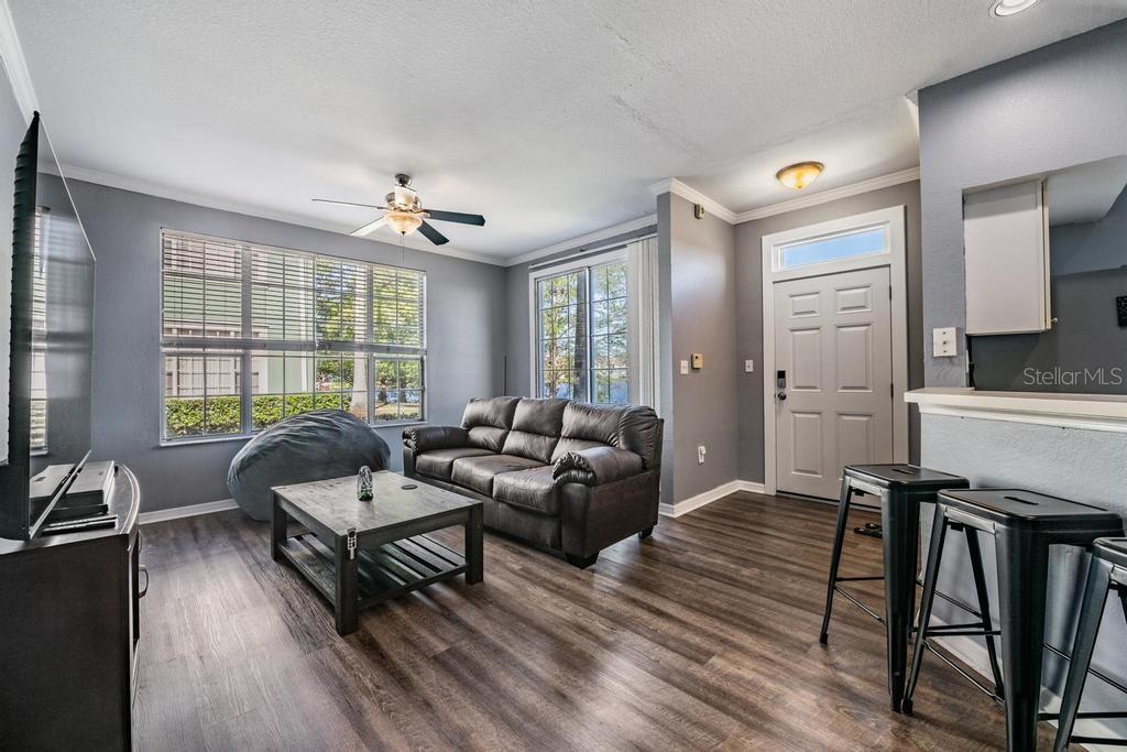 Image 10 of 39 For 9552 Lake Chase Island Way 9552