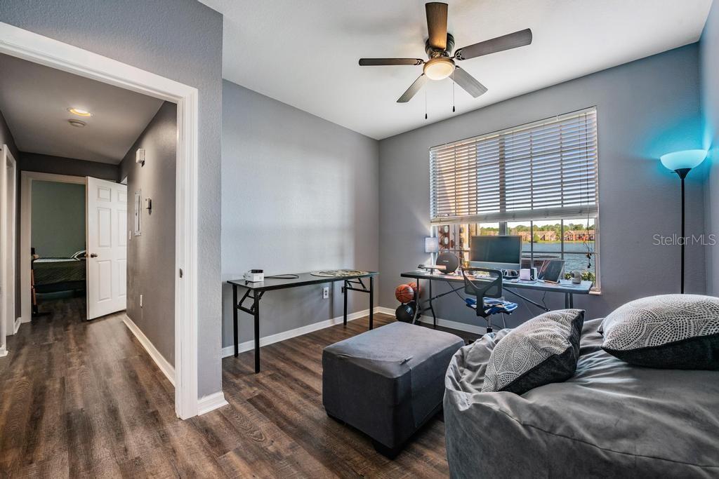 Image 27 of 39 For 9552 Lake Chase Island Way 9552