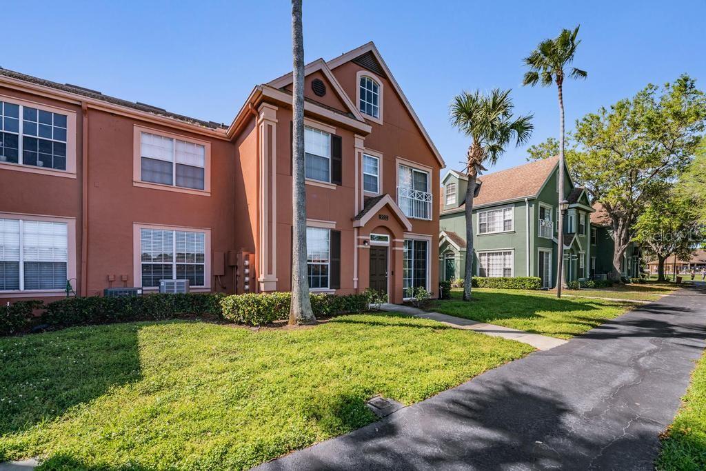 Image 6 of 39 For 9552 Lake Chase Island Way 9552