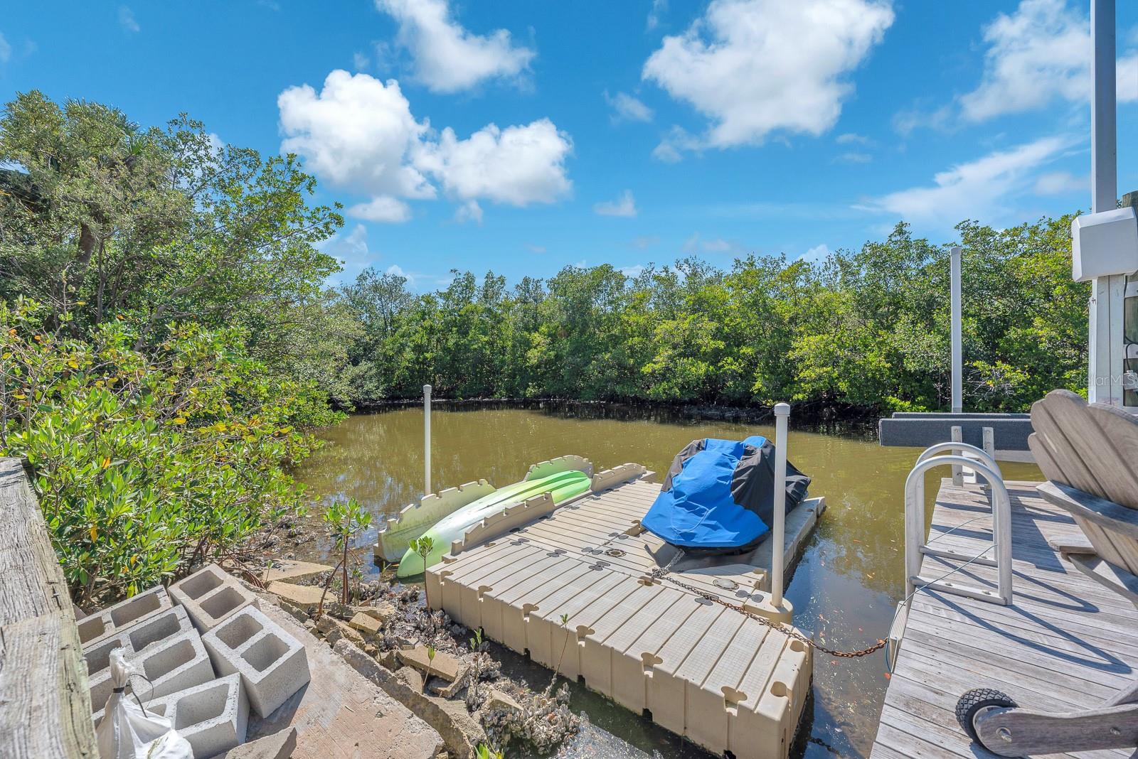 Image 16 of 93 For 9425 Oak Street