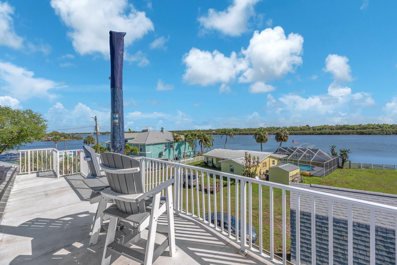 Image 34 of 93 For 9425 Oak Street