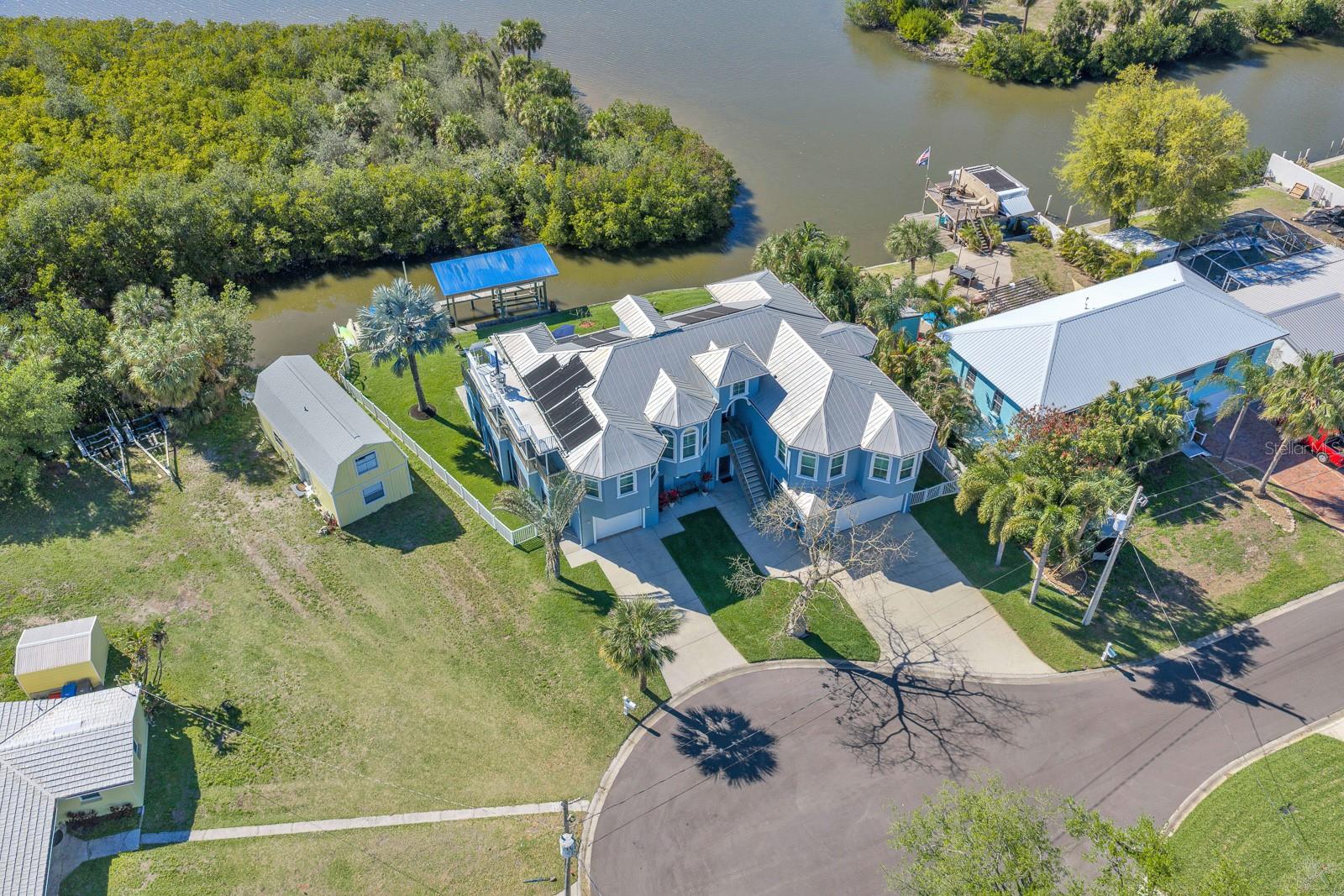 Image 40 of 93 For 9425 Oak Street