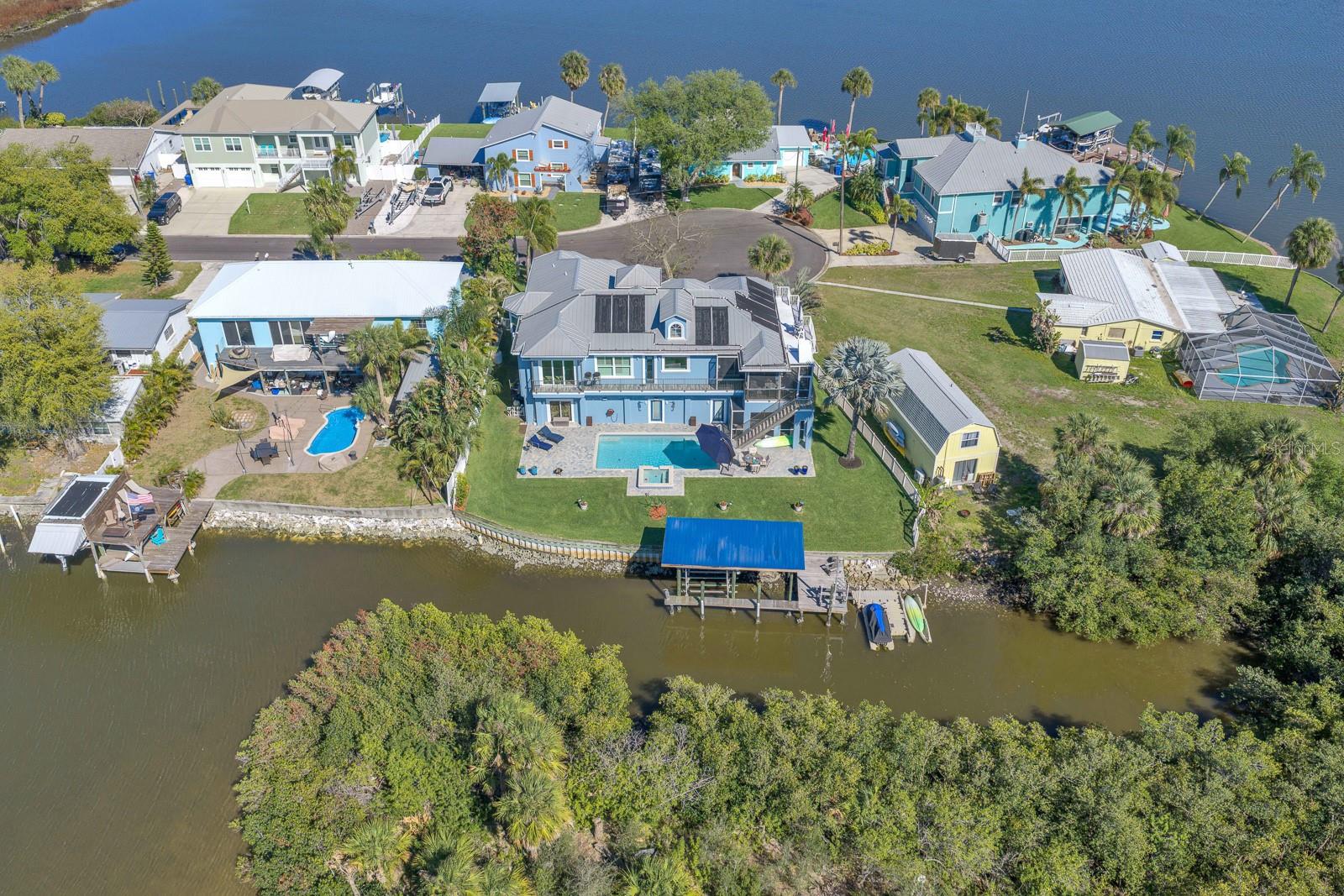 Image 42 of 93 For 9425 Oak Street