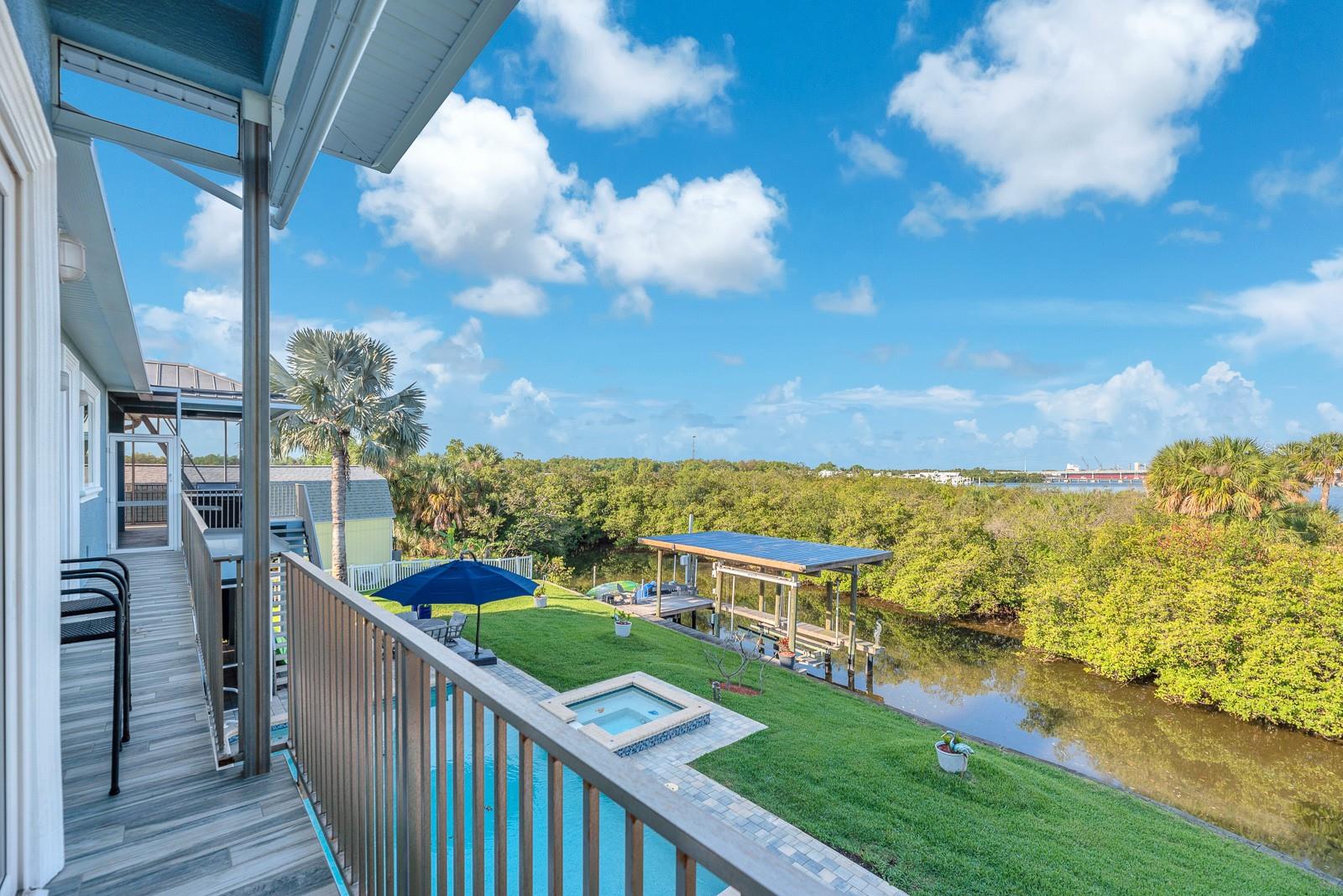 Image 46 of 93 For 9425 Oak Street