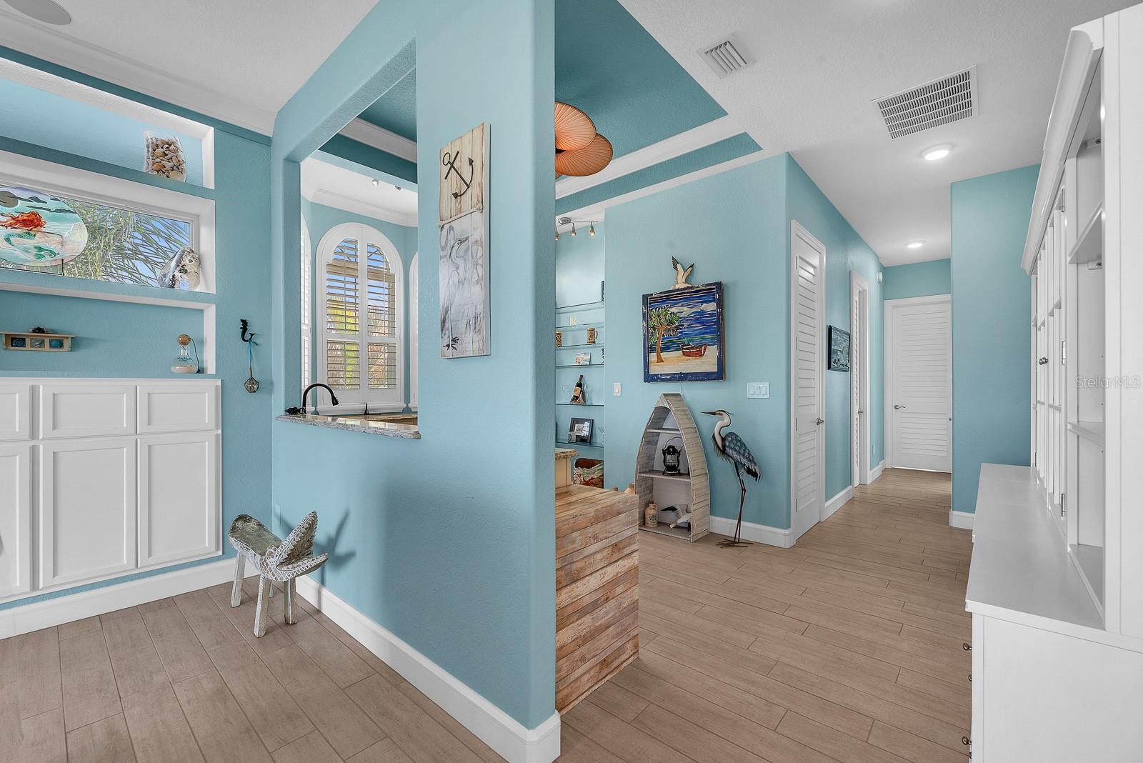 Image 54 of 93 For 9425 Oak Street