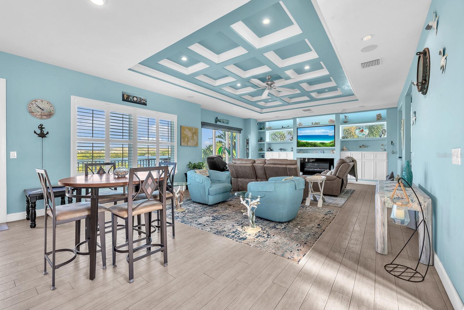 Image 57 of 93 For 9425 Oak Street