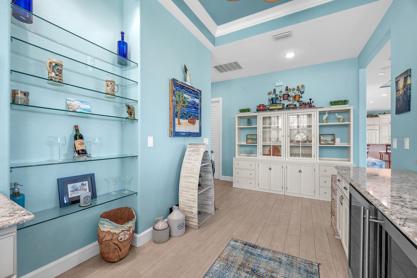 Image 61 of 93 For 9425 Oak Street