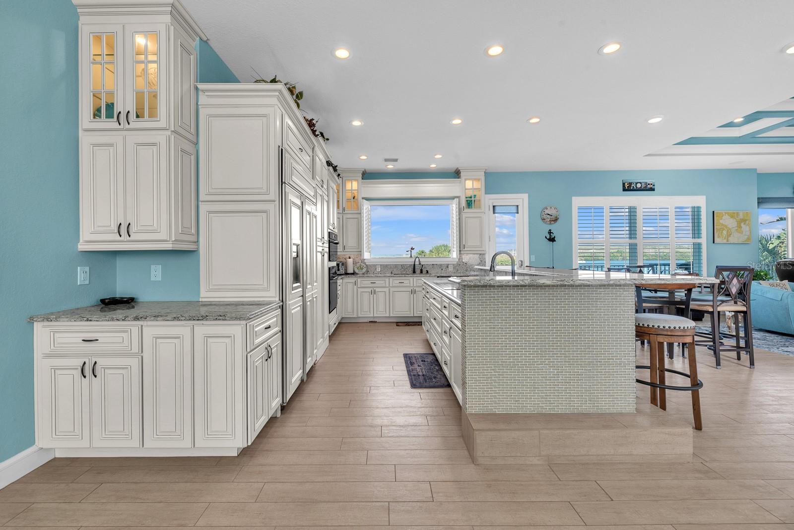 Image 64 of 93 For 9425 Oak Street