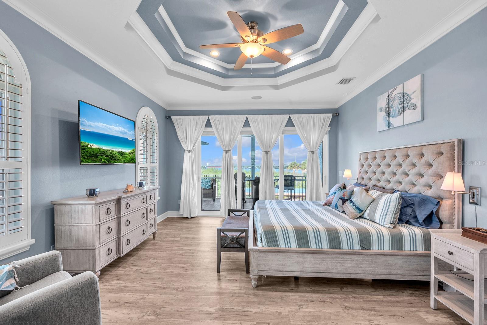 Image 66 of 93 For 9425 Oak Street