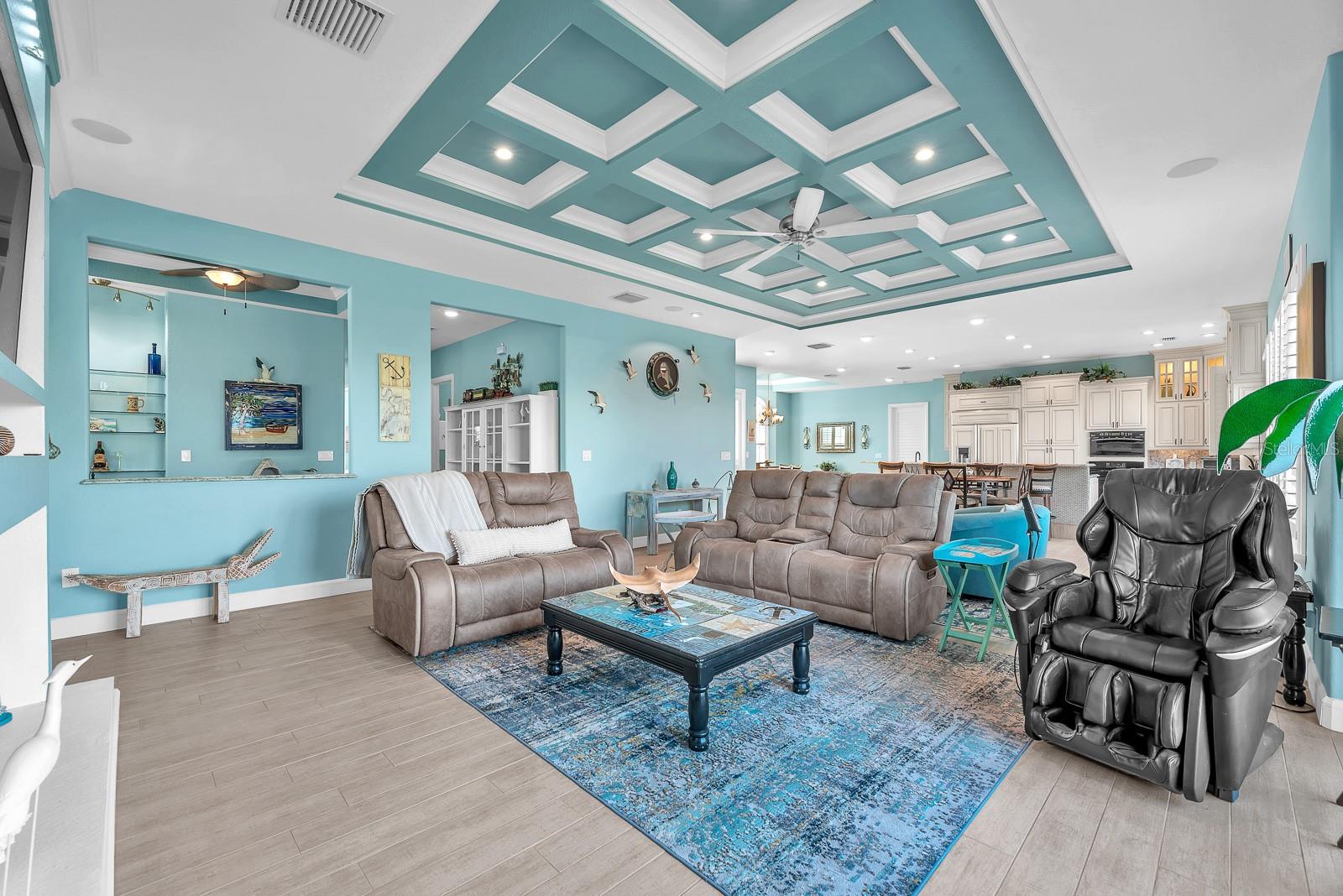 Image 72 of 93 For 9425 Oak Street