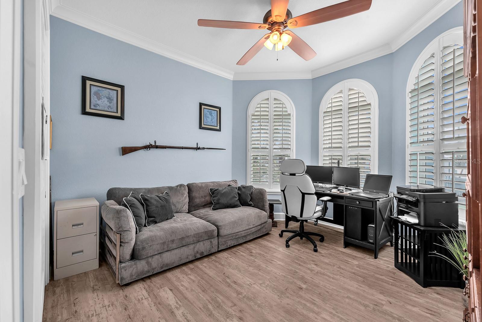 Image 77 of 93 For 9425 Oak Street