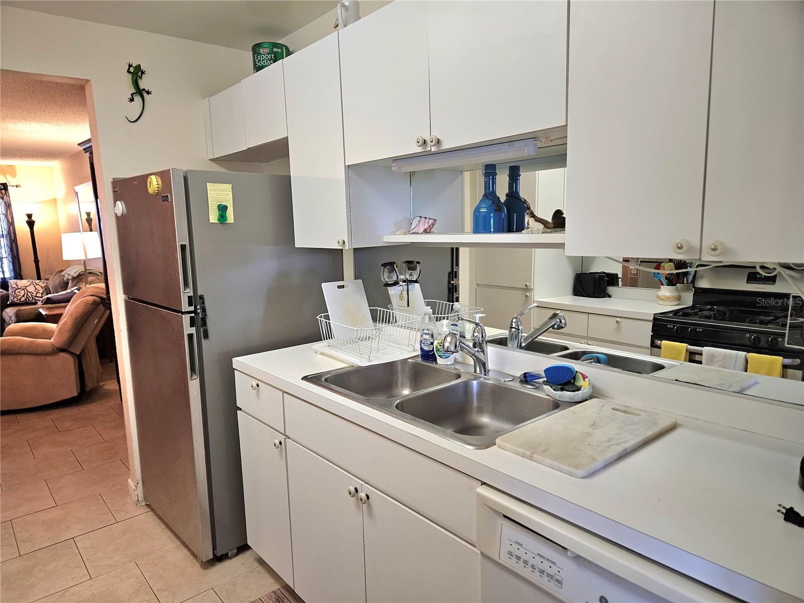 Image 2 of 18 For 10037 62nd Terrace N 9