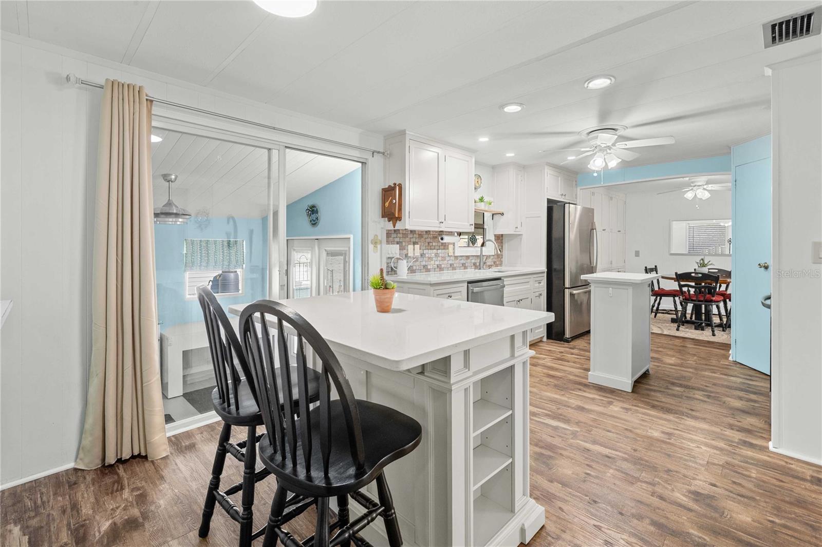 Image 10 of 66 For 36701 Grace Avenue