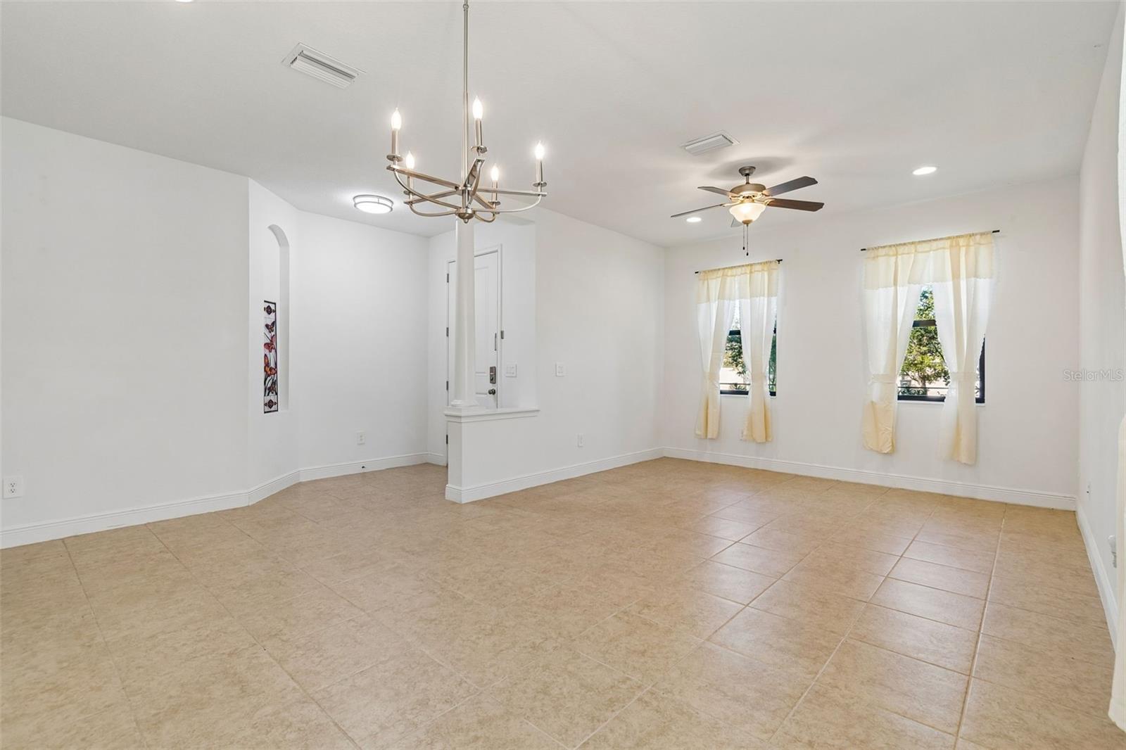 Image 10 of 71 For 1214 Florablu Drive