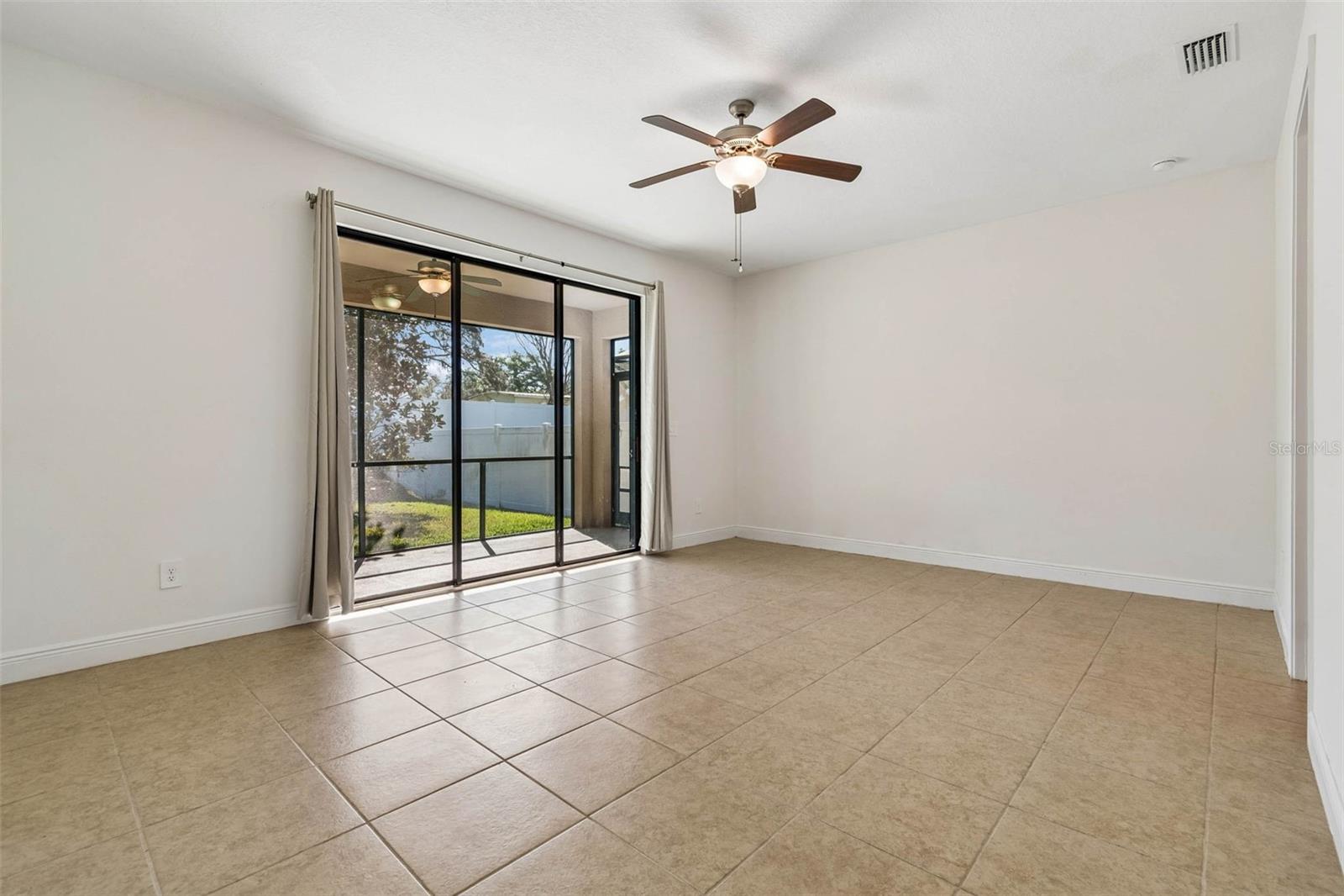 Image 12 of 71 For 1214 Florablu Drive