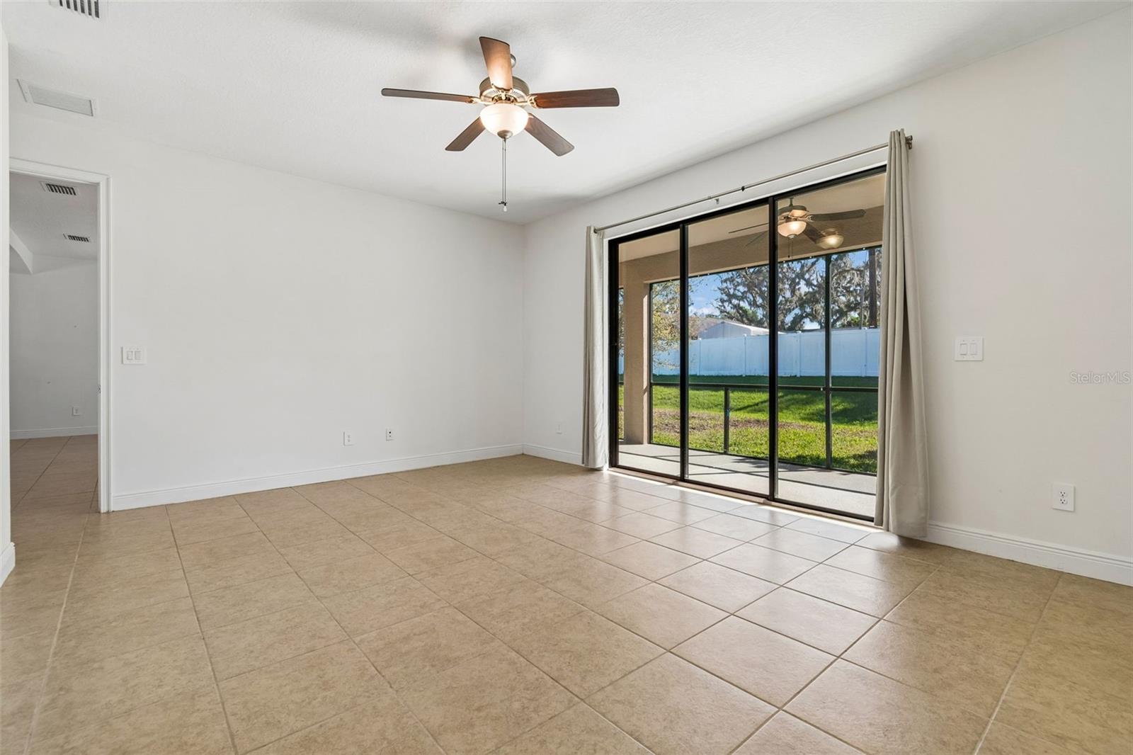 Image 15 of 71 For 1214 Florablu Drive