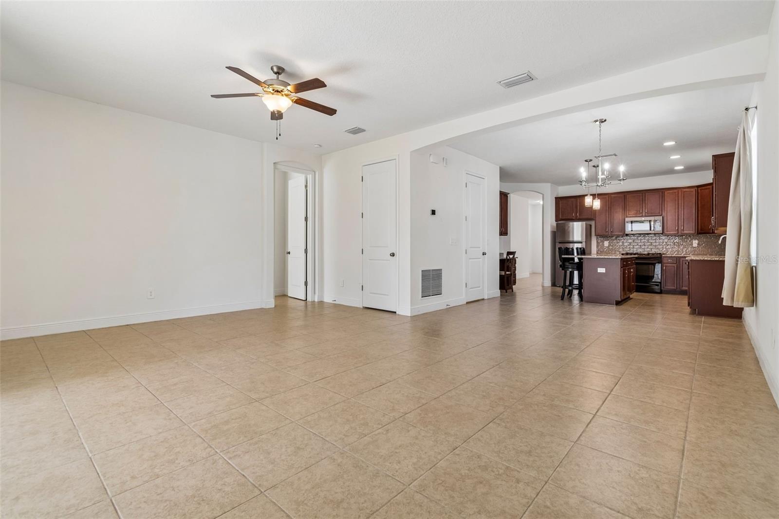 Image 28 of 71 For 1214 Florablu Drive