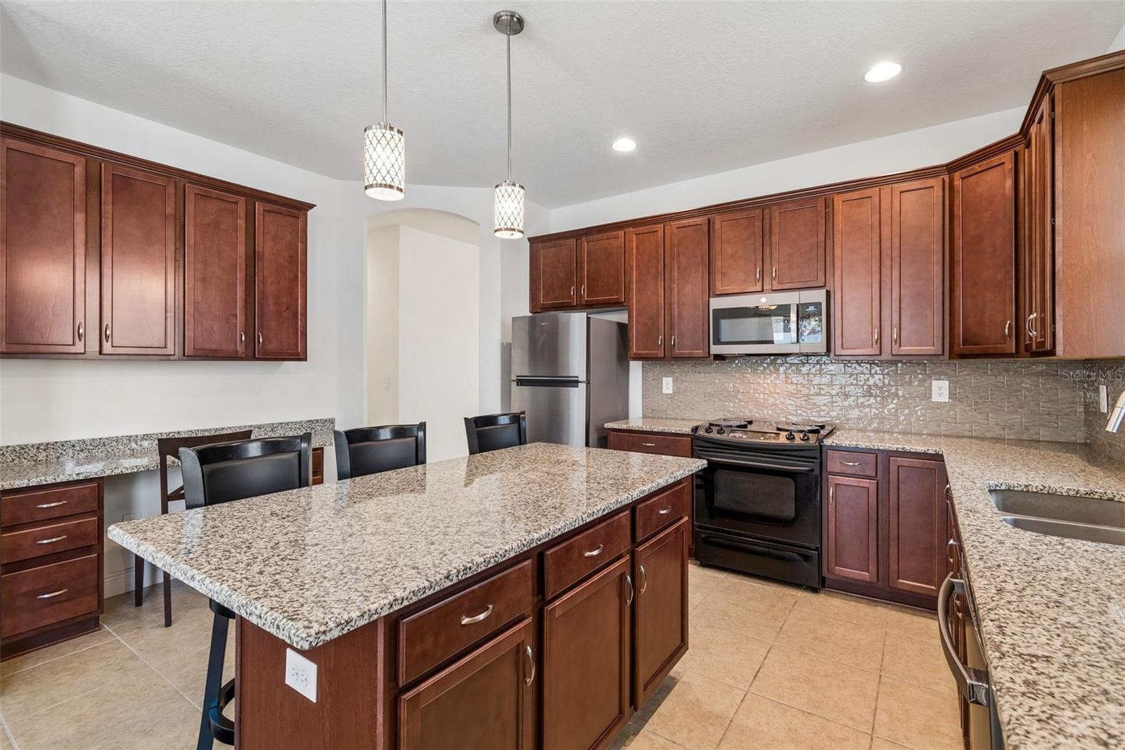 Image 31 of 71 For 1214 Florablu Drive